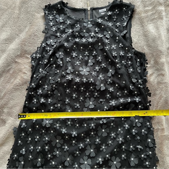 KARL LAGERFELD Paris Women’s Lace 3D Flower Appliques Sleeveless Shift Dress 🖤 - Picture 13 of 17